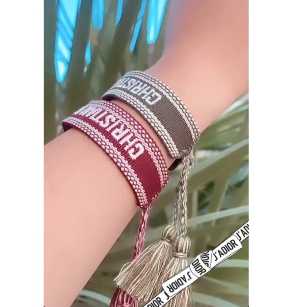 Bracelet